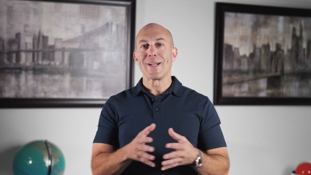 Expert discussing IT solutions